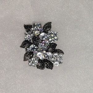 Vintage Floral Brooch with Rhinestones.